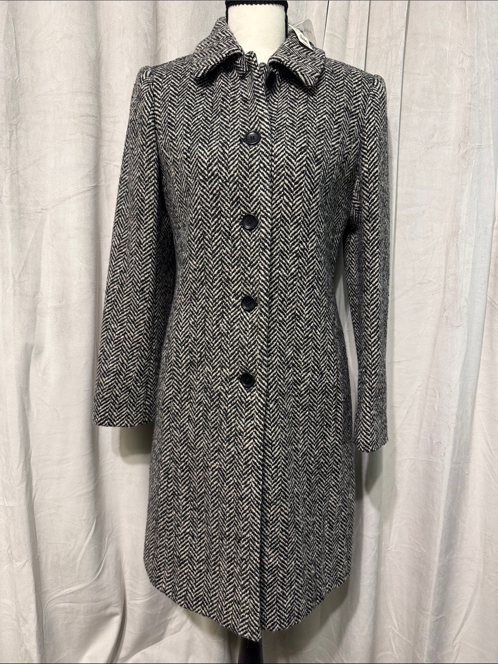 Ann Taylor Black & White Herringbone Wool-Blend Coat